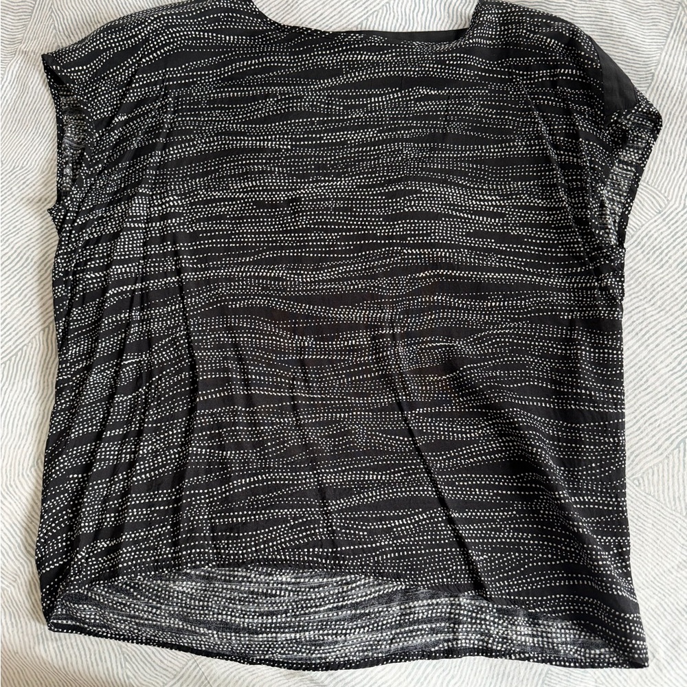 Black and White Numph Women's Top (sz 38 / 6 / S)